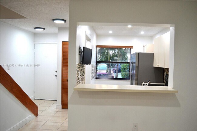 Building Photo - 6475 SW 129th Pl
