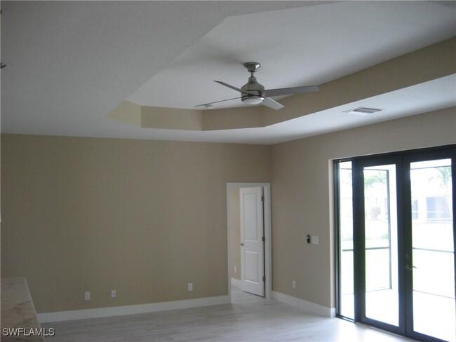 Building Photo - 410 SW 42nd Terrace