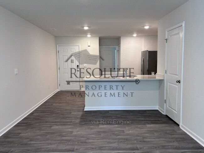 Building Photo - 8550 Beckett Chase Wy