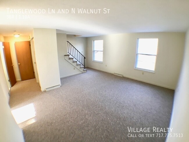 Building Photo - 410 Tanglewood Ln