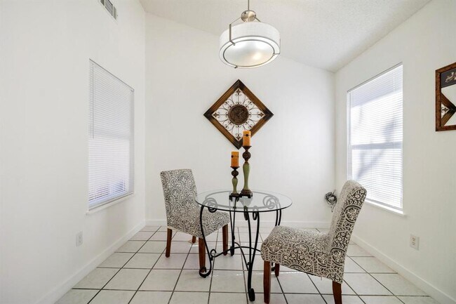 Building Photo - 2614 Howellwood Wy