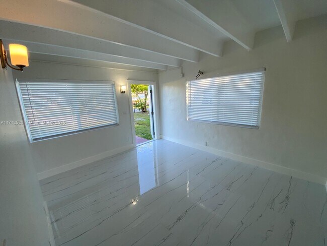 Building Photo - 21912 SW 118th Ct
