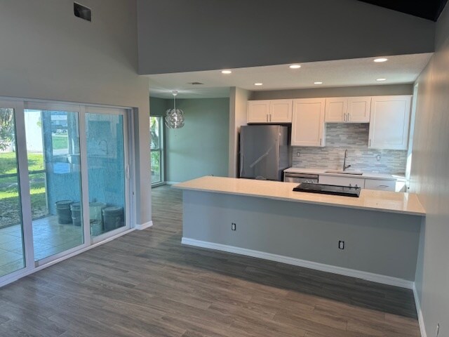 Building Photo - 4607 SE Binnacle Way