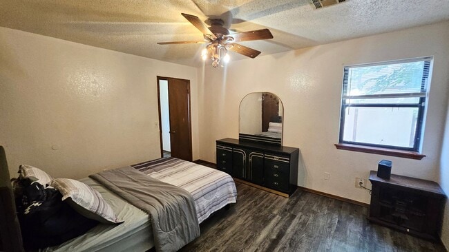 Building Photo - Two Story, Three Bedroom