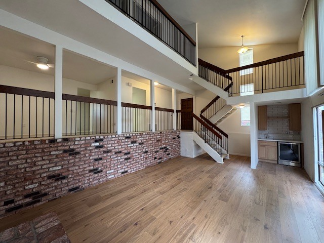 Building Photo - 2504 Levante St