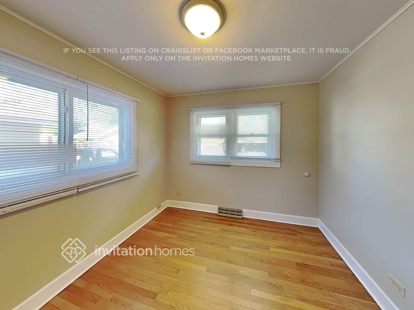 Building Photo - 307 Poplar Ave