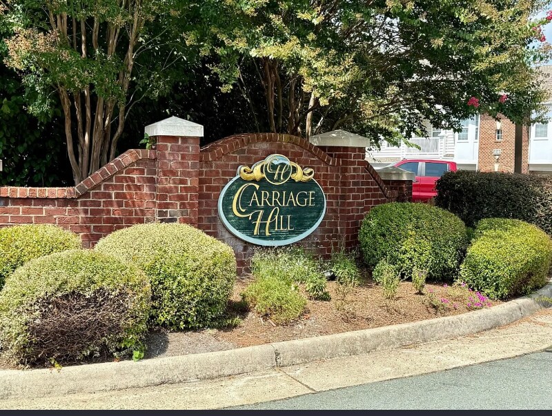 Building Photo - 925 Dorchester Pl