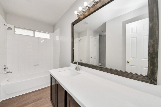 Building Photo - 6446 Mountain Pines Ln