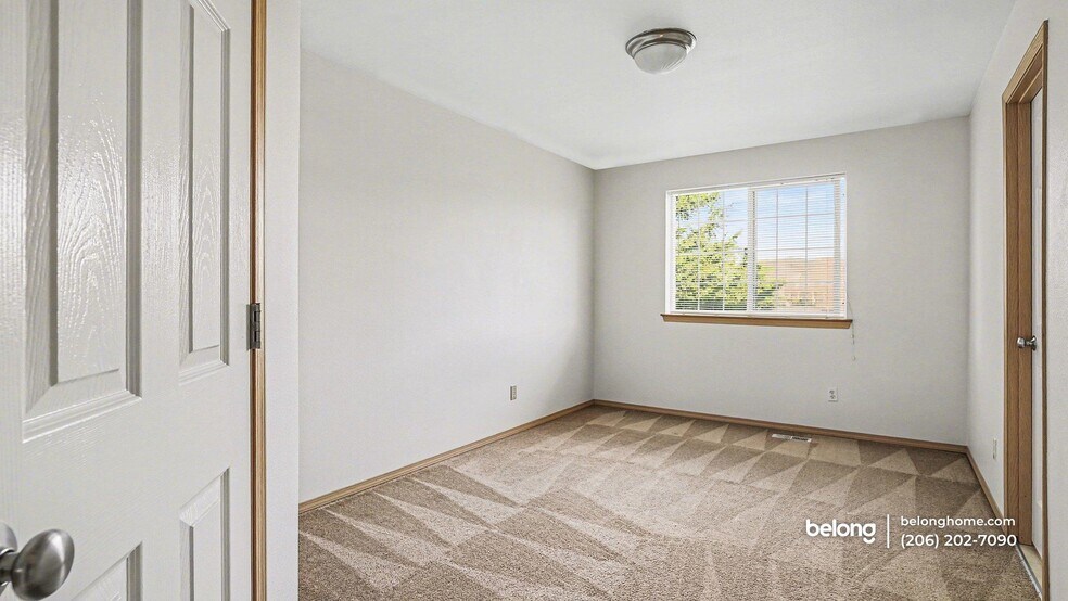 Building Photo - 9606 186th St Ct E