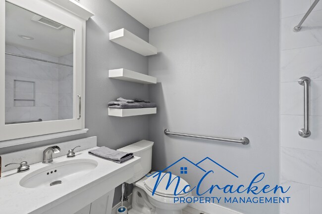 Building Photo - Fully furnished, pet-friendly, and available for mid-term stays with a 30-day minimum