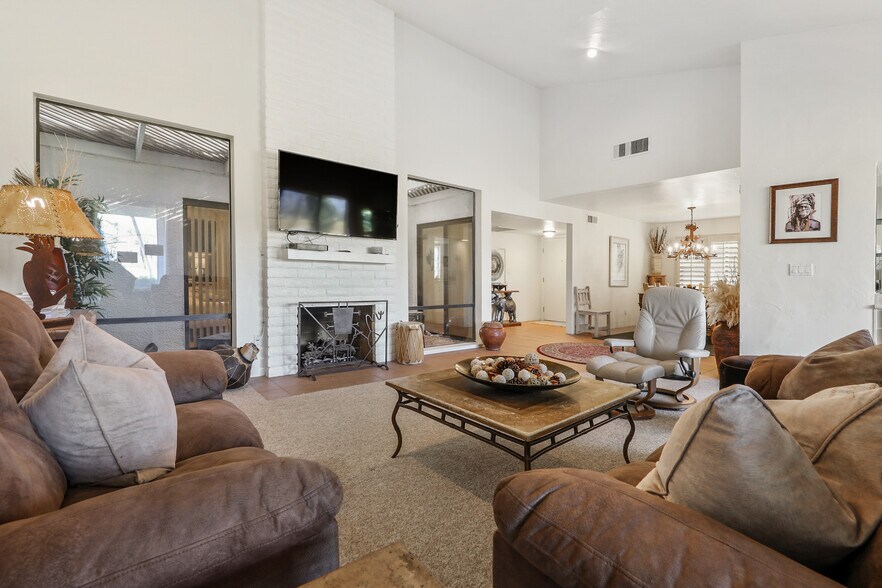 Building Photo - 47 Juan Carlos Dr
