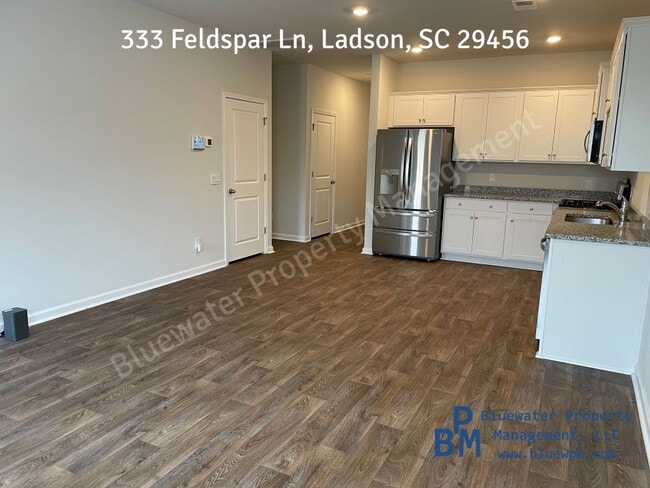 Building Photo - 333 Feldspar Ln