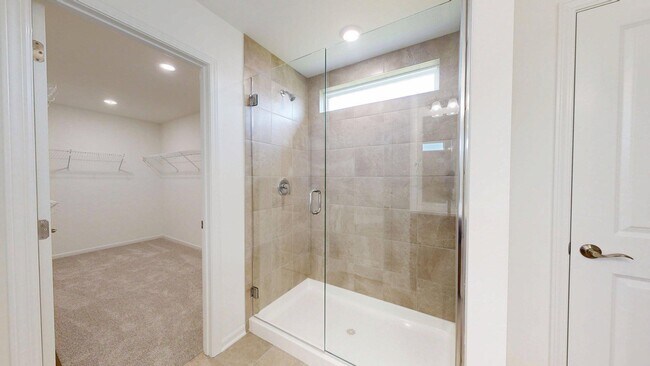 Building Photo - 826 Kuss Dr
