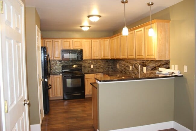 Building Photo - 1110 Ridgeview Trail