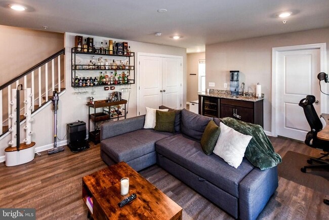 Building Photo - 5692 Stephanie Tessa Way