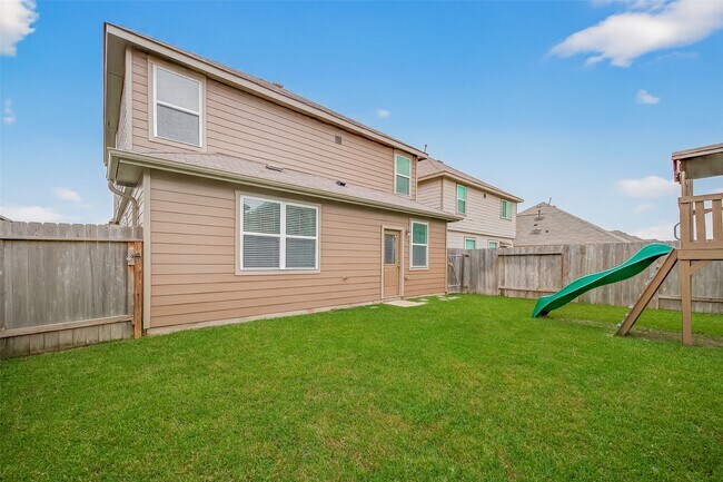 Building Photo - 10314 Douglas Fir Villa Ave