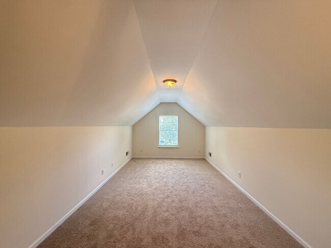 Building Photo - 1040 Treble Ct