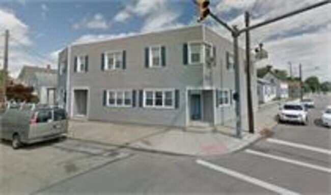 Primary Photo - 302 W Vine St