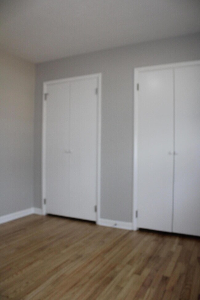 Building Photo - 3332 Hillis Rd