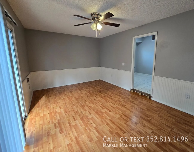 Building Photo - 2703 Lorraine Dr