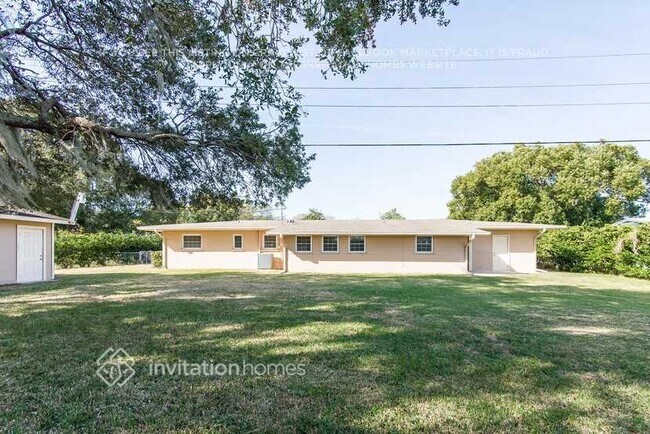 Building Photo - 618 15th Ave Dr E