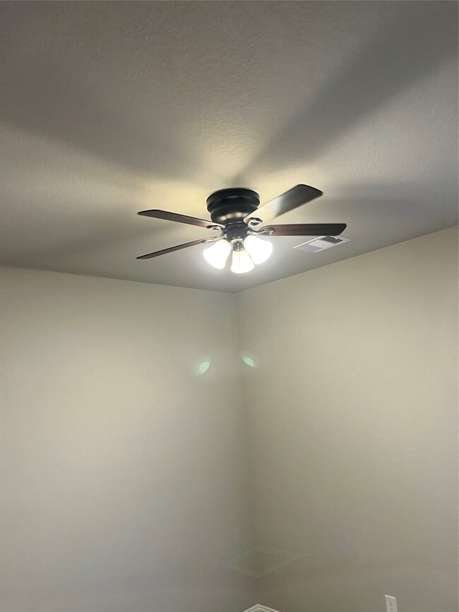 Building Photo - 8435 Chesney Trl