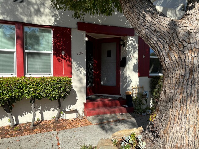 Primary Photo - 1 bedroom 1 bathroom in downtown Martinez ...