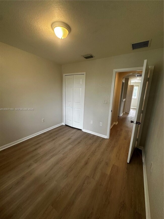 Building Photo - 2812 SE 16th Ave