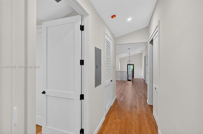 Building Photo - 2330 Overbrook St