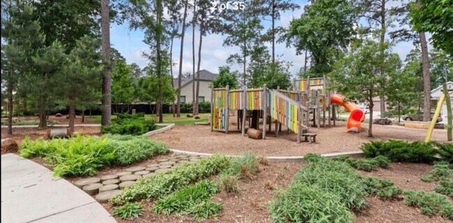 Building Photo - 322 Fanpalm Ct