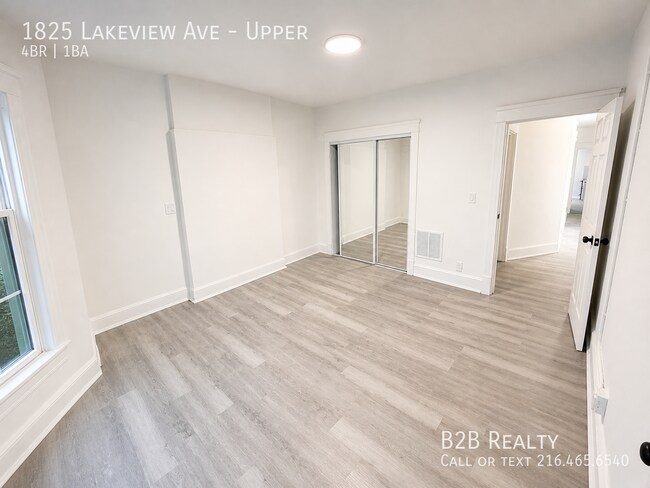 Building Photo - 1825 Lakeview Rd