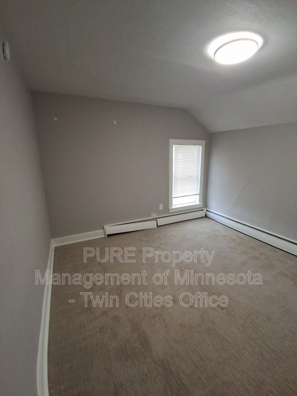 Building Photo - 1212 Sibley St