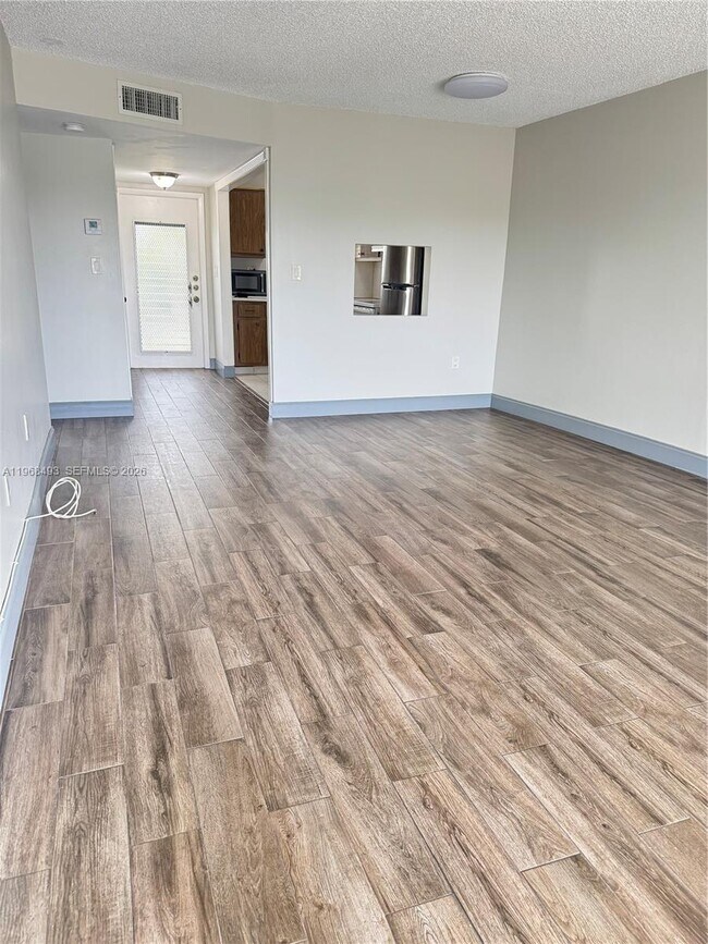 Building Photo - 8515 Sunrise Lakes Blvd