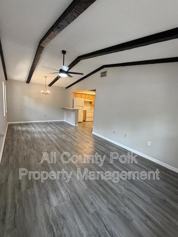 Building Photo - 1640 Crystal Park Cir