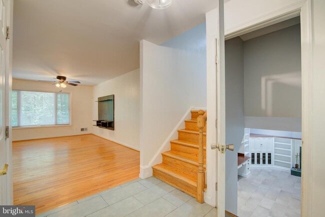 Building Photo - 11621 Sourwood Ln