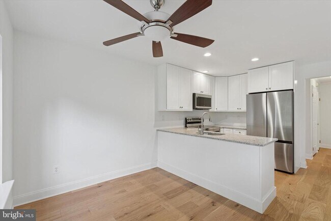 Building Photo - 235 Copper Beech Dr