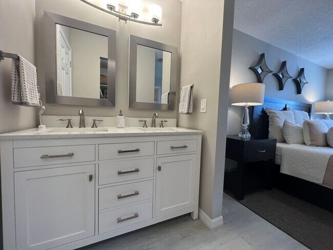 Building Photo - 44 Park Pl