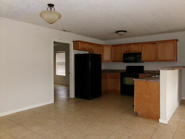 Building Photo - 1453 Park St