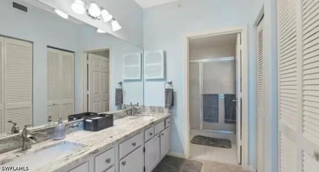 Building Photo - 9855 Costa Mesa Ln