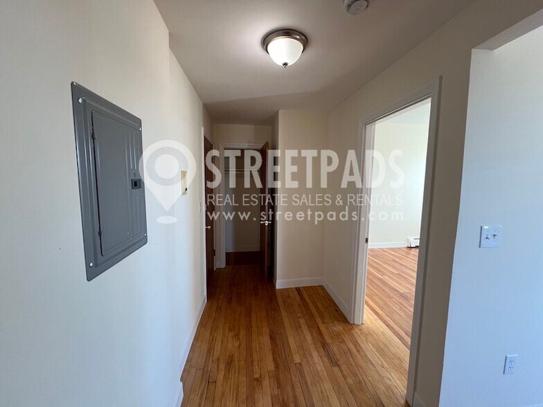 Building Photo - 60 Brighton Ave