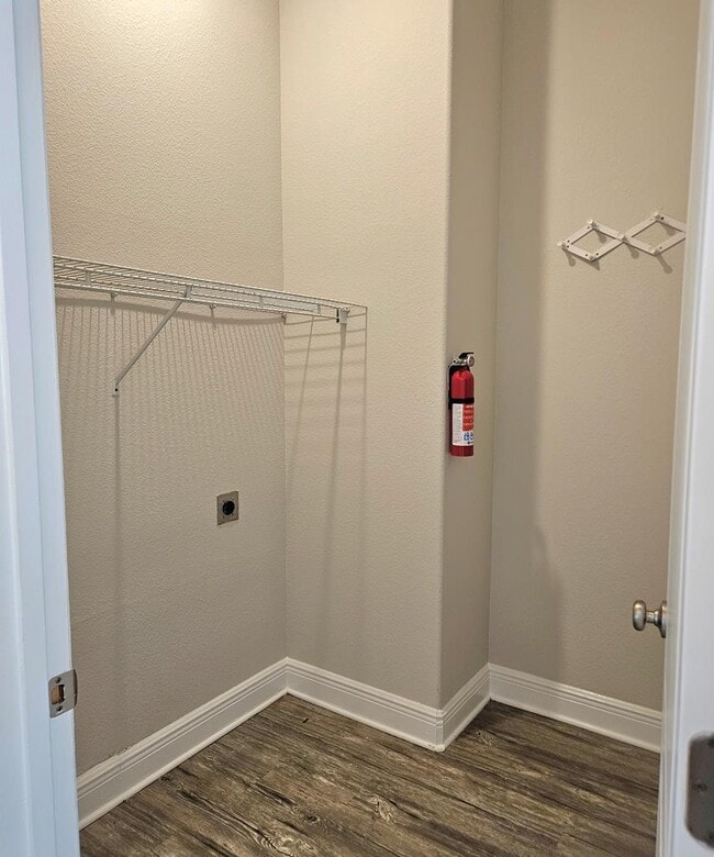 Building Photo - 321 Summercreek Cove