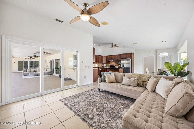 Building Photo - 3070 Rio Plumosa N