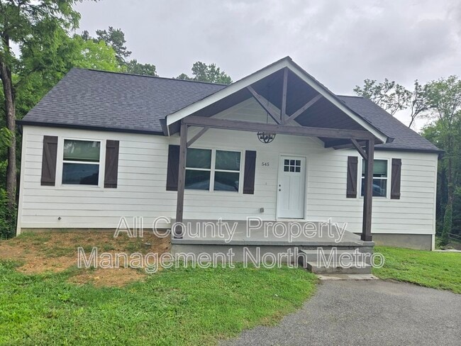 Building Photo - 545 Lakeview Dr