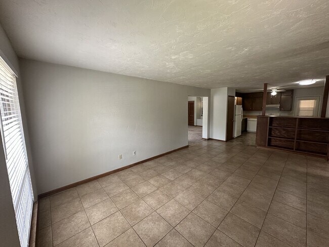 Building Photo - 2084 Pats Place