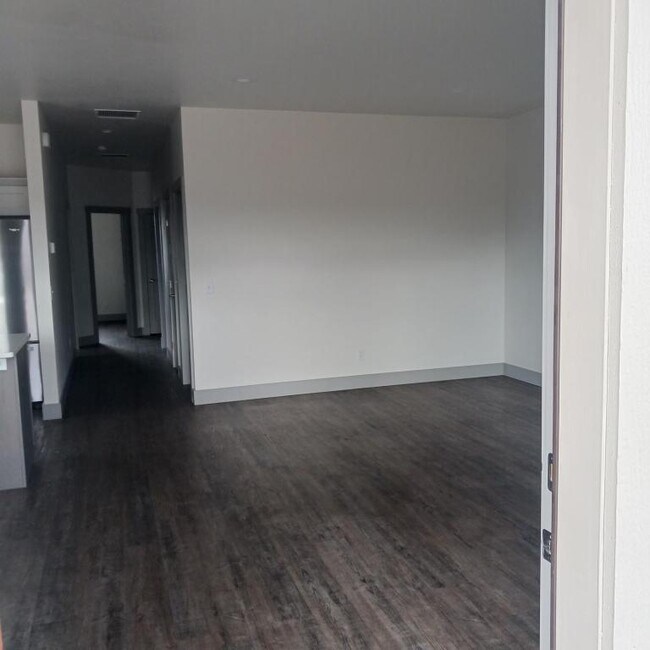 Building Photo - 3939 Millie Ct