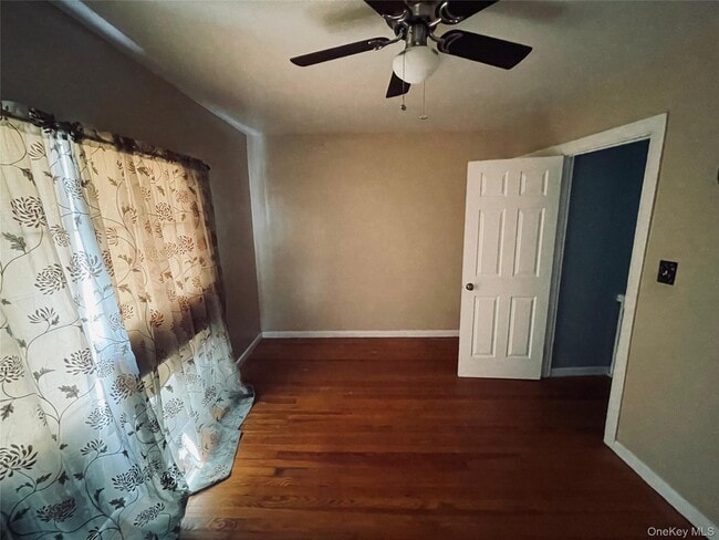 Building Photo - 276 Benson Ave