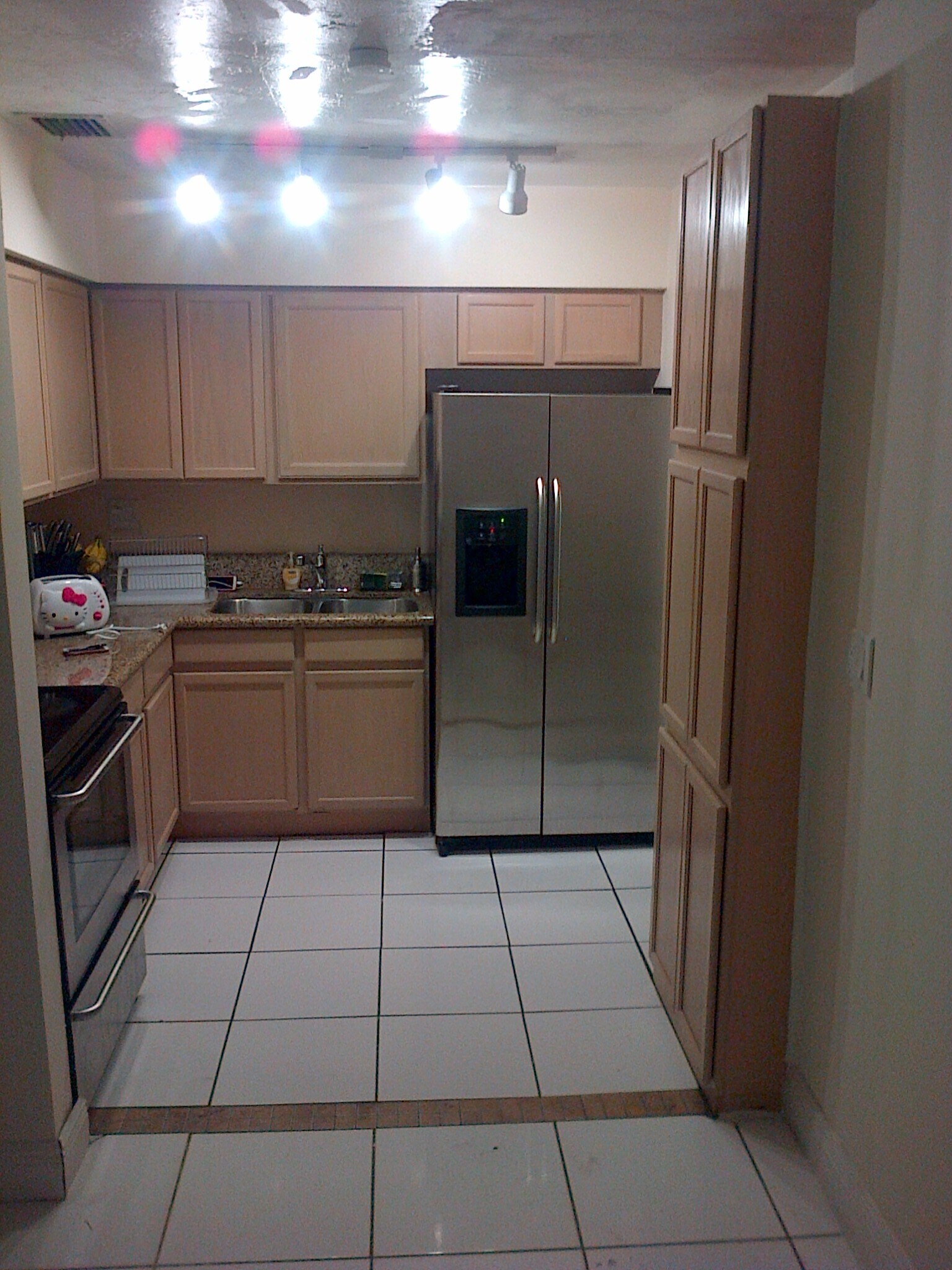 Kitchen - 2813 Acapulco Dr