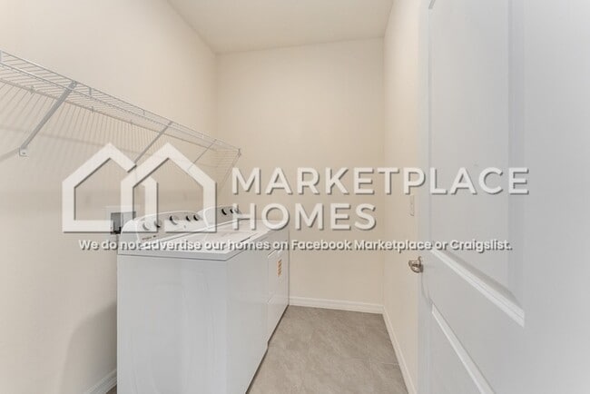 Building Photo - 4170 NW 48th Ter Rd