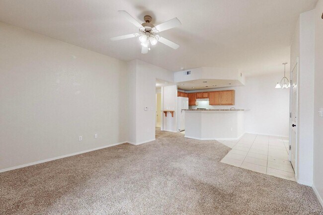 Building Photo - 6800 Vista Del Norte Dr NE