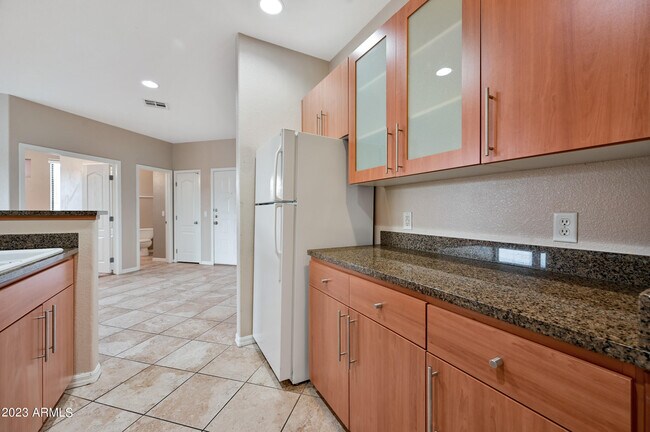 Building Photo - 6900 E Princess Dr